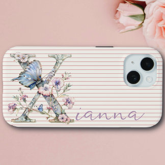 Funda Para iPhone 15 Nombre personalizado moderno mariposa floral Lilac