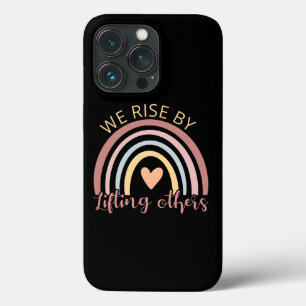Funda Para iPhone 13 Pro Nos Elevamos Al Levantar A Otros II