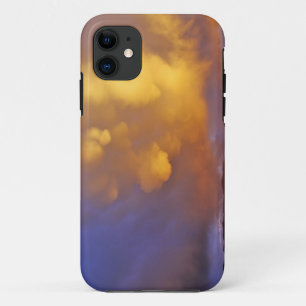 Funda Para iPhone 11 Nubes de tormenta en la Cordillera Centenaria en M