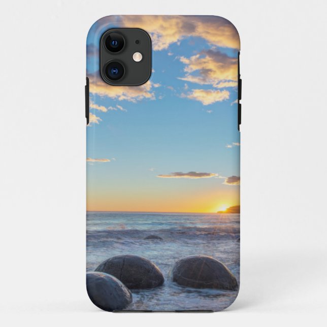 Funda De Case-Mate Para iPhone Nueva Zelandia, Isla del Sur, Moeraki Boulders (Reverso)