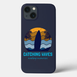 Funda Para iPhone 13 Olas de caza Arte Retro Surfboard Beach