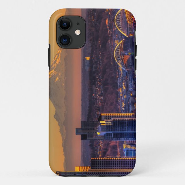 Funda De Case-Mate Para iPhone Opinión de Seattle céntrica, fútbol del paisaje (Reverso)