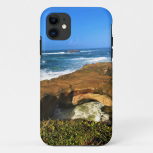 Funda Para iPhone 11 Otter Rock en Devil's Punchbowl State Park, Oregon