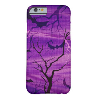 Funda Barely There Para iPhone 6 Palos de Halloween en la caja púrpura del teléfono