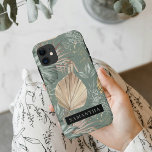 Funda Para iPhone 11 Patrón de color de agua tropical dorado y hojas ve<br><div class="desc">Patrón de color de agua tropical dorado y hojas verdes</div>
