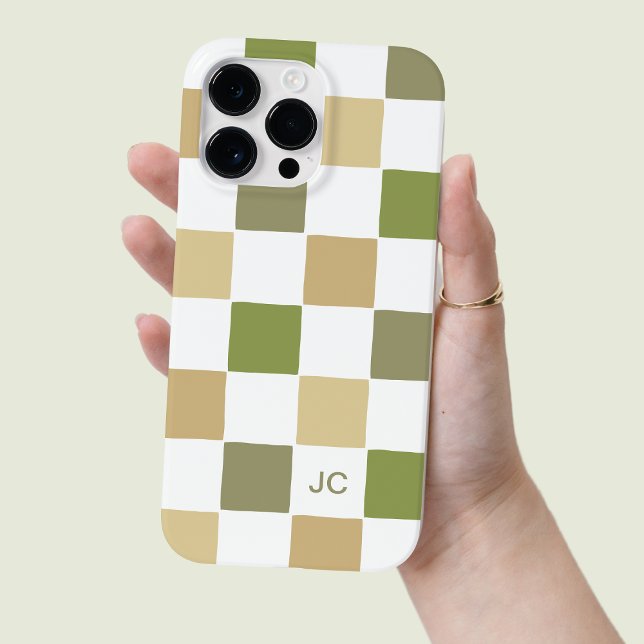 Funda De Case-Mate Para iPhone Patrón moderno verde y beige monograma controlado (Monogram Checkered Green and Beige Modern Pattern Case-Mate iPhone Case)