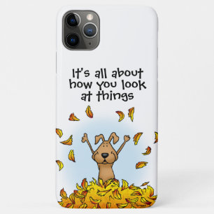 Funda Para iPhone 11 Pro Max Perro jugando en una pipa de hojas caídas - Divert