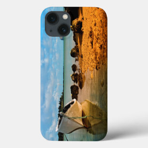 Funda Para iPhone 13 Pescador En Playa Mauriciana Con Islet