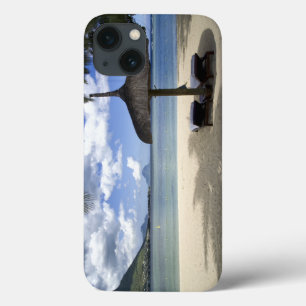 Funda Para iPhone 13 Playa de arena blanca y paraguas