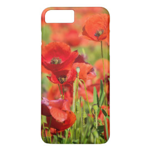 Funda Para iPhone 8 Plus/7 Plus Primer plano de un campo de amapolas, Francia