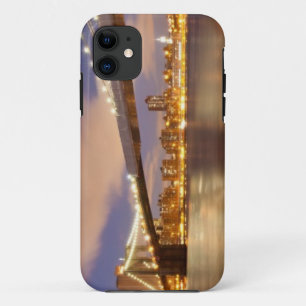 Funda Para iPhone 11 Puente de Brooklyn y Manhattan en la noche