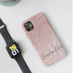 Funda Para iPhone 11 Purpurina rosa moderno marca nombre personalizado<br><div class="desc">Presentamos nuestro moderno producto de nombre personalizado de Purpurina rosado Sparkles, disponible exclusivamente en Zazzle! El hotel ofrece una variedad excelente de instalaciones recreativas, incluyendo piscina al aire libre, masajista, gimnasio. Tanto si busca un regalo como un regalo especial para usted, este producto es perfecto para añadir un toque de...</div>