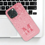 Funda Para iPhone 13 Pro Purpurina rosa Nombre de guión de estilo monograma<br><div class="desc">Purpurina Rosa Monogramado Elegante Nombre de guión iPhone 13 Pro Funda. Editar usando la herramienta de diseño para ajustar el tamaño de fuente si es necesario.</div>