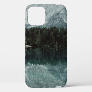 FUNDA PARA iPhone 12 REFLEXIONES SOBRE LOS ÁRBOLES EN EL LAGO