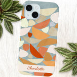 Funda Para iPhone 15 Resumen Nombre personalizado de arte geométrico mo<br><div class="desc">Resumen de arte geométrico moderno en azul rosa,  melocotón,  naranja y huevo de pato. Las formas orgánicas se dispersan por la superficie de esta pintura texturada. Personalizar con su propio nombre.</div>