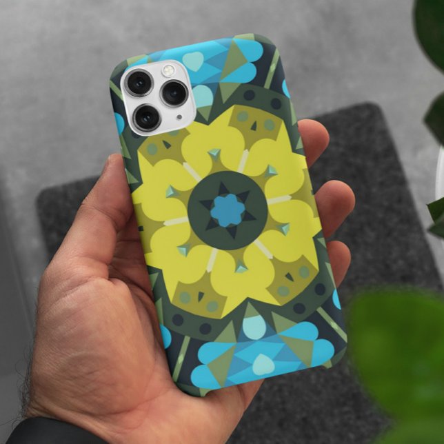 Funda De Case-Mate Para iPhone Retro Mandala Flower Yellow and Blue (Subido por el creador)
