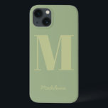 Funda Para iPhone 13 Sage Green Modern Minimal Monograma Nombre inicial<br><div class="desc">Sage Green Modern Mínimo Monograma inicial Nombre de teléfono Gris Púrpura</div>