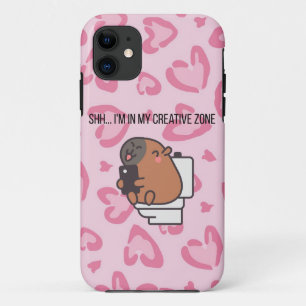 Funda Para iPhone 11 Shh… Estoy en mi Zona Creativa   Capybara Divertid