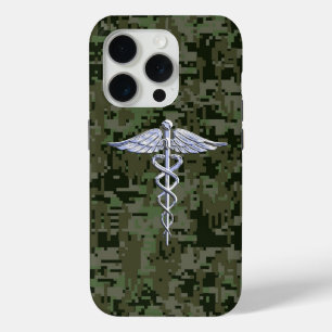 Funda Para iPhone 15 Pro Símbolo cromado como Caduceus en camuflaje verde