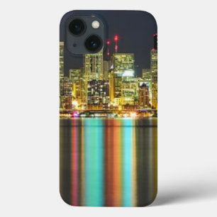 Funda Para iPhone 13 Skyline Seattle de noche con reflexión