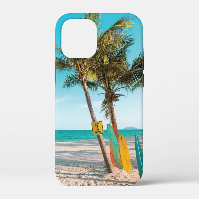 Funda De Case-Mate Para iPhone Surf board en la playa tirando almohada (Reverso )