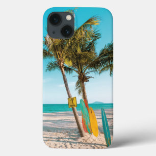 Funda Para iPhone 13 Surf board en la playa tirando almohada