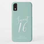 Funda Para iPhone XR Sweet 16 Script Sky Blue 16th Birthday<br><div class="desc">Dulce Estuche de teléfono de 16 años con guión blanco de moda en un fondo azul cielo. Celebra tu 16 cumpleaños con estilo con este diseño de moda azul y blanco y simplemente añade tu nombre. Diseñado exclusivamente para usted por Happy Dolphin Studio. Si necesita ayuda o productos coincidentes, por...</div>