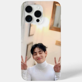 FUNDA PARA iPhone 15 PRO MAX TAEHYUNG