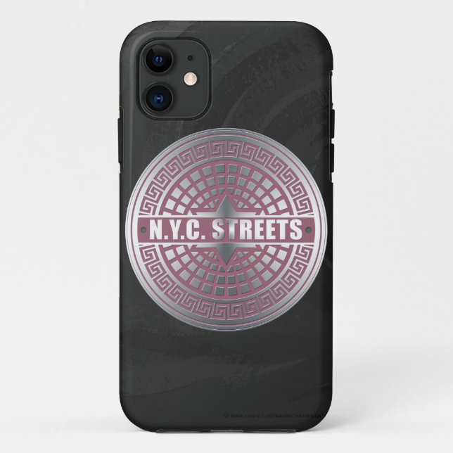 Funda De Case-Mate Para iPhone Tapas de agujerosNYC (Reverso)