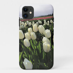 Funda Para iPhone 11 Tulipanes blancos en un campo, Oregon