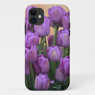 Funda Para iPhone 11 Tulipanes púrpuras hermosos de la primavera