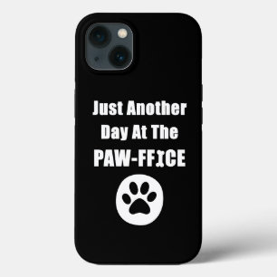 Funda Para iPhone 13 Un Día Más En El Paw-ffice De Papel De Perro Cute 