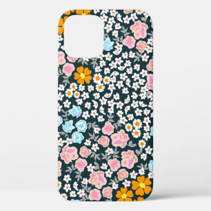 Funda Para iPhone 12 Un floreciente jardín con rosas y flores silvestre