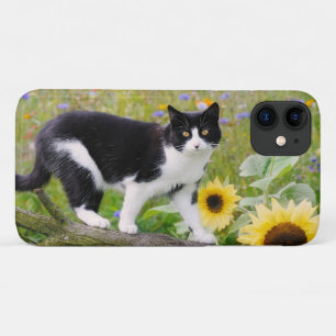 Funda Para iPhone 11 Un gato esmoquin lindo en una rama de árbol con gi