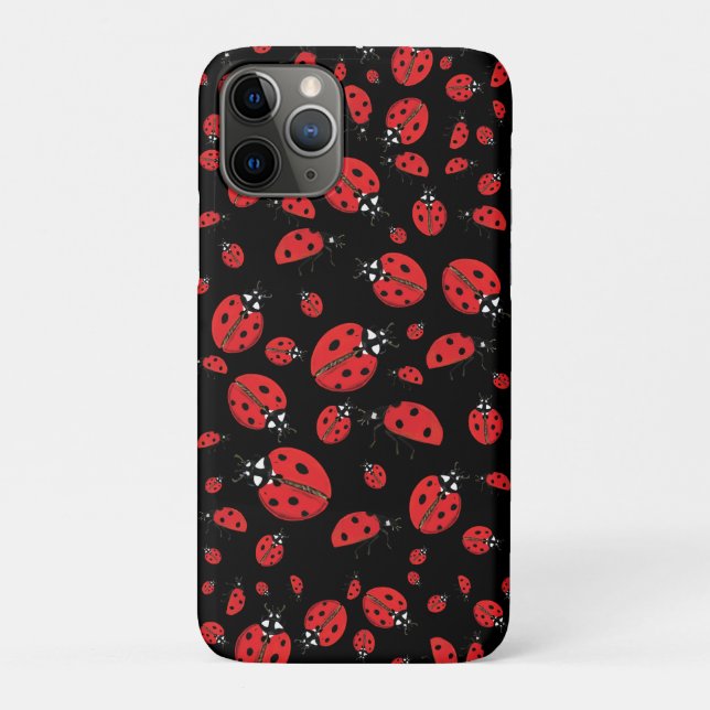 Funda De Case-Mate Para iPhone Un montón de Red Ladybugs Lucky Pattern Green (Reverso)