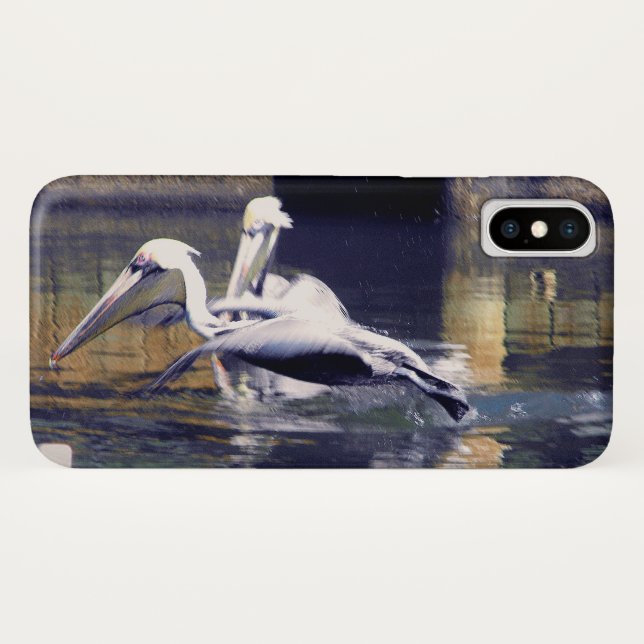 Funda De Case-Mate Para iPhone Un pelícano despega (Reverso (horizontal))