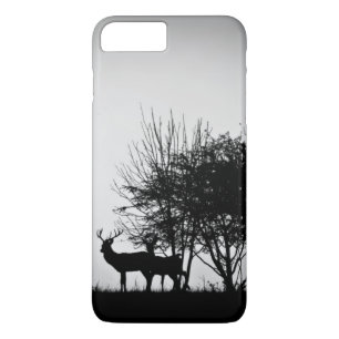 Funda Para iPhone 8 Plus/7 Plus Una imagen de algunos ciervos en la niebla de la