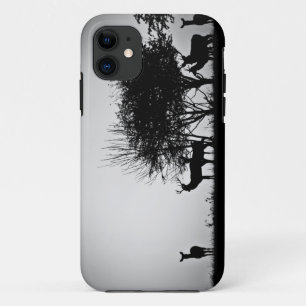 Funda Para iPhone 11 Una imagen de algunos ciervos en la niebla de la