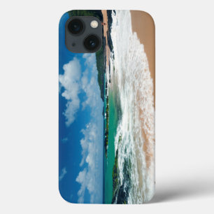 Funda Para iPhone 13 USA, Kauai, Hawaii. A Woman Strolls The Rocks