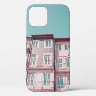 FUNDA PARA iPhone 12 VARIAS CASAS DE COLOR ROSA CON VENTANAS DE CRISTAL