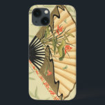 Funda Para iPhone 13 Ventilador de Geisha con hojas e impresión floral<br><div class="desc">Esta bella letra tiene un fan geisha destacadamente en el fondo de hojas flotantes. El ventilador también tiene un bonito y elegante diseño floral. ¡Los fanáticos del arte asiático deberían agregarlo a su colección!</div>