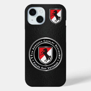 Funda Para iPhone 15 Veterano del 11º Regimiento de Caballería Blindada