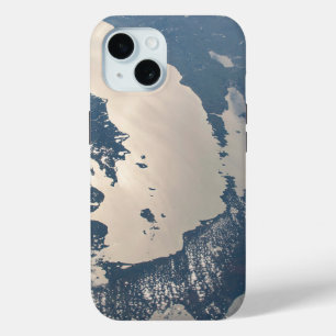 Funda Para iPhone 15 Vigas Sunglint frente al lago Michigan