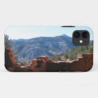 Funda Para iPhone 11 Vista de la montaña desde la vivienda de Manitou S