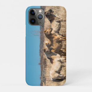 Funda Para iPhone 11 Pro Wild Konik ponies Wicken Fen Cambridgeshire UK