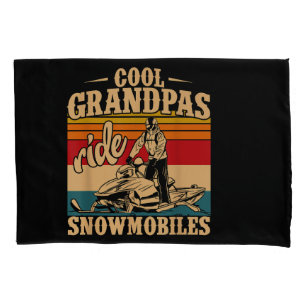 Funda De Cojín Abuelos de Guay montan motos de nieve moto de niev