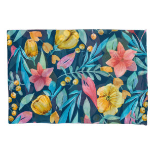Funda De Cojín acuarela botánica: flores, hojas adornadas.