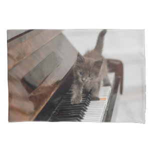 Funda De Cojín Animales de bebé más afectados Gatito en piano