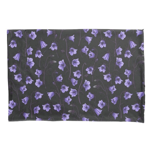 Funda De Cojín Bluebells, Harebells, Bellflowers (Anverso-izquierdo)