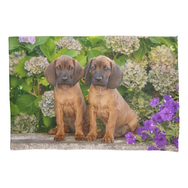 Funda De Cojín Cachorros de montaña bávaros con flores (Anverso)